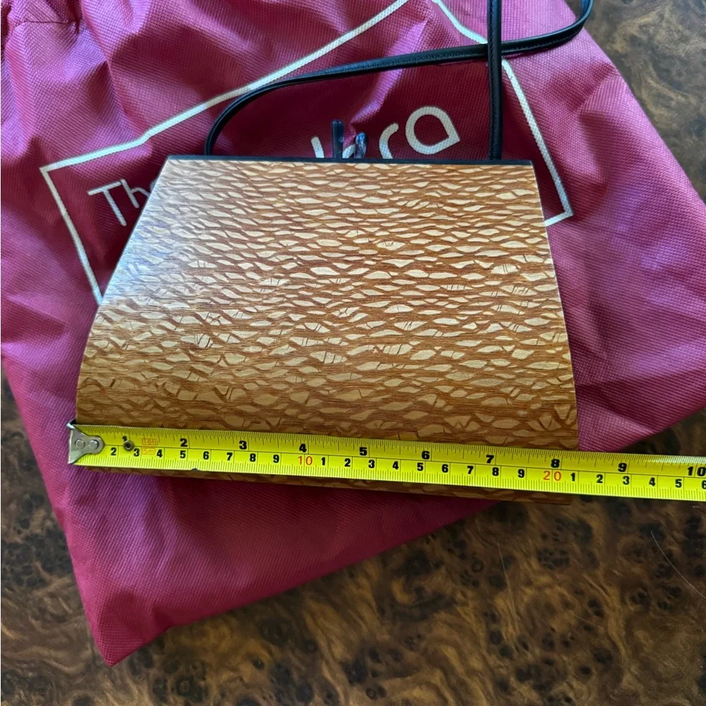 The Madera Collection wood purse - Picture 5 of 5